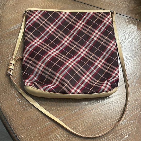 BURBERRY pink/red nova check shoulder bag - Picture 3 of 7